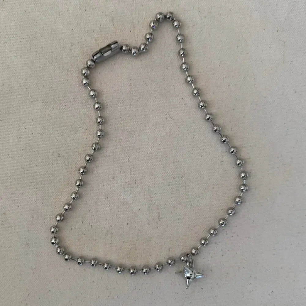 y2k 2000s silver bead pendant barbed ball pendant chain necklace